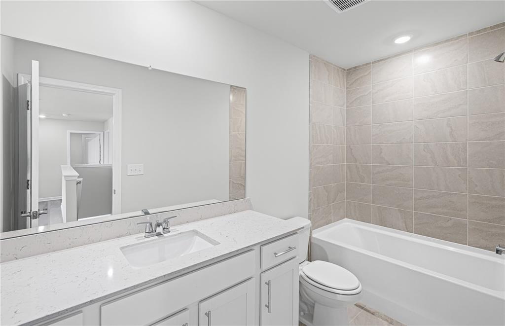 2922 Salinger Way Property Photo 12