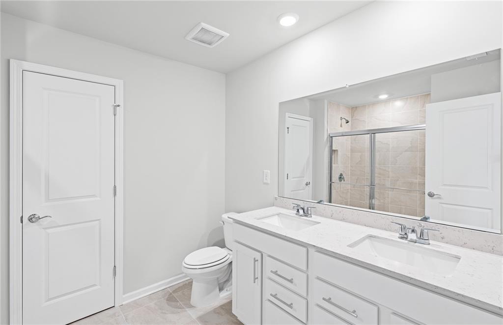 2922 Salinger Way Property Photo 16