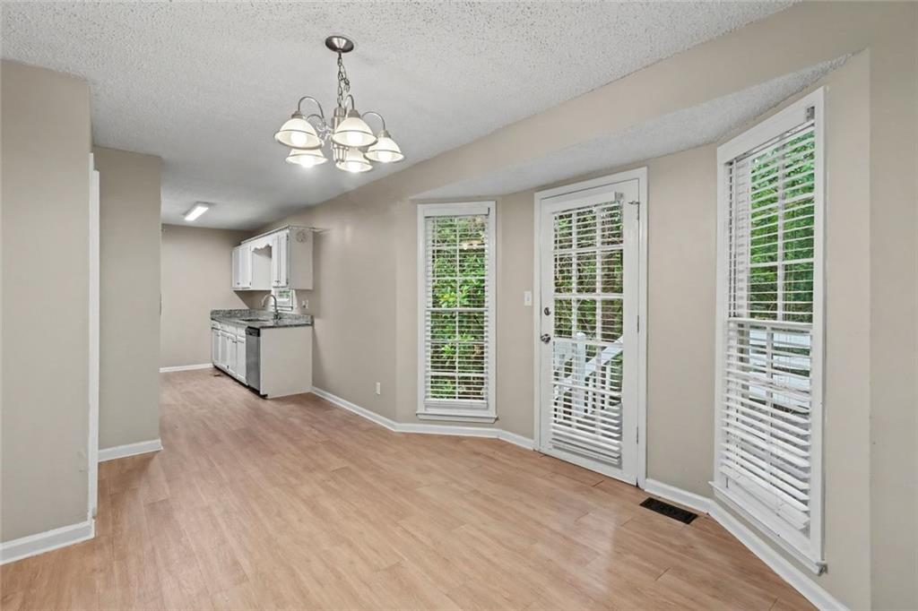 72 Amber Way Property Photo 3