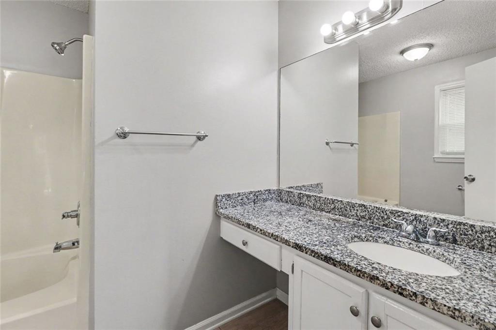 72 Amber Way Property Photo 10