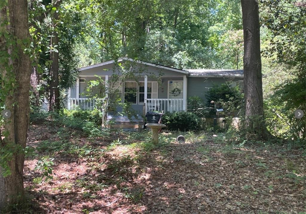 19 Peachtree Lake Drive Property Photo 1