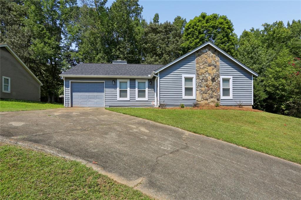 1050 Chapman Circle Property Photo 1