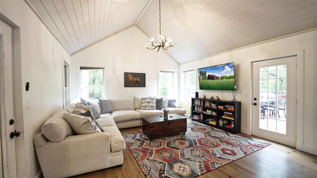 237 Chestnut Gap Road Property Photo 17