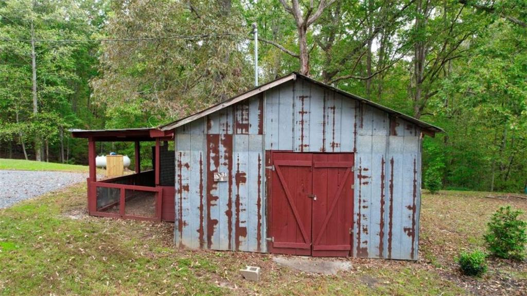 237 Chestnut Gap Road Property Photo 59