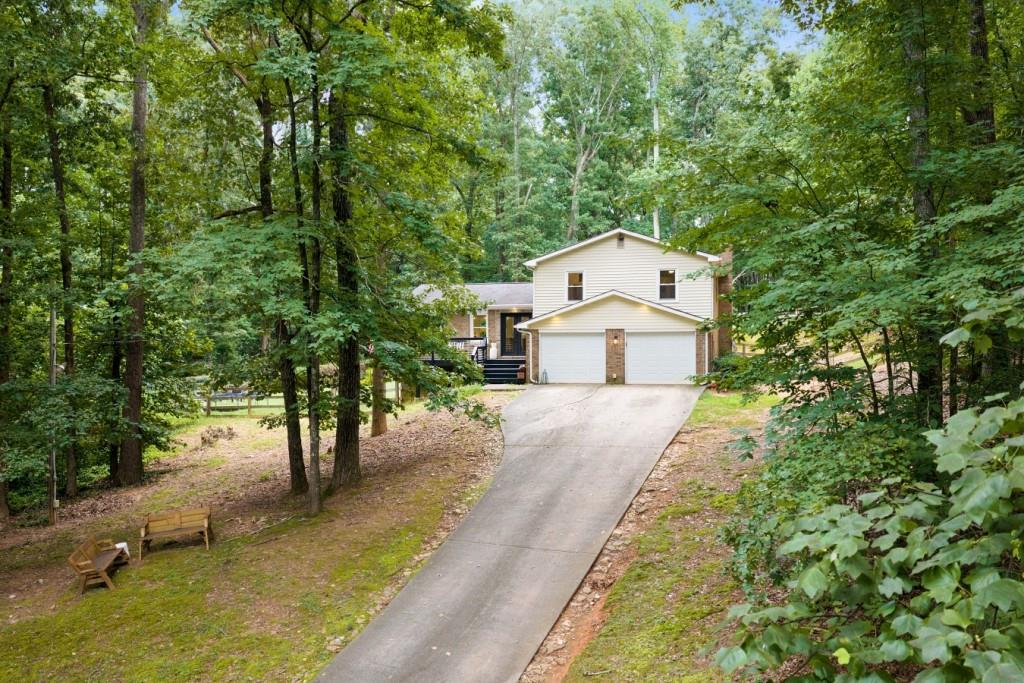118 Glenell Drive Property Photo 3