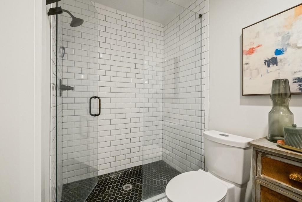 118 Glenell Drive Property Photo 39