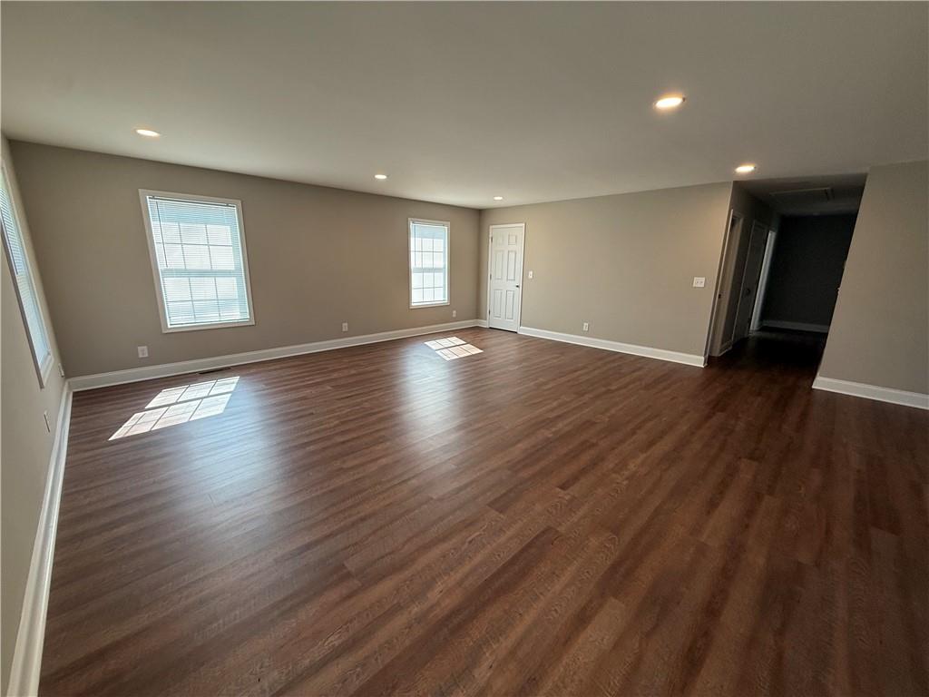 5915 Maiden Lane Property Photo 2