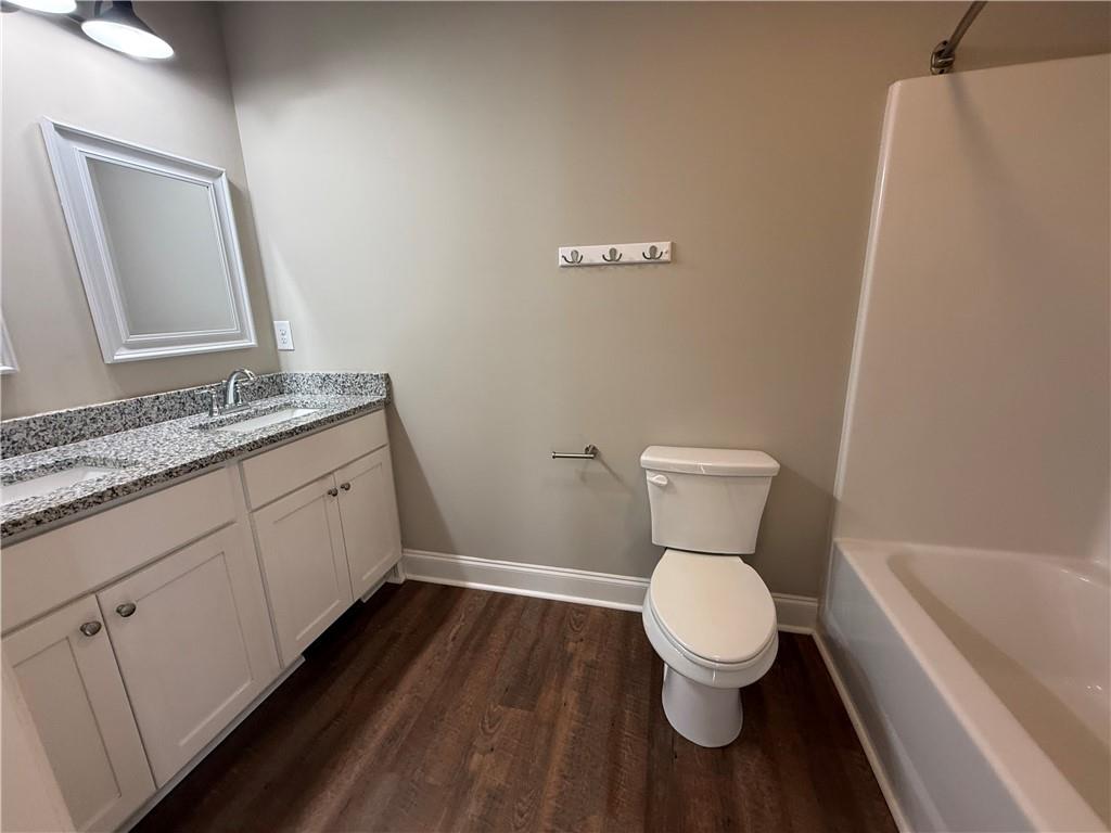 5915 Maiden Lane Property Photo 8
