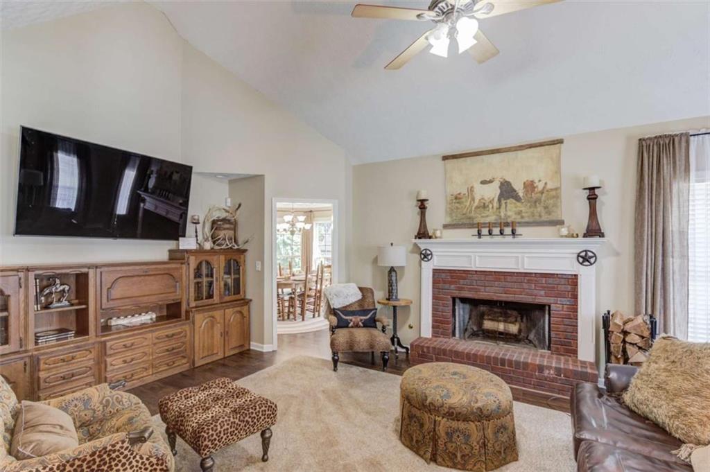 2037 Windfield Drive Property Photo 13