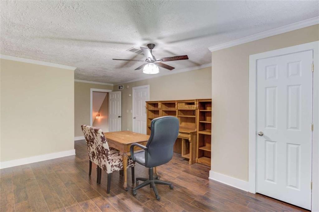 2037 Windfield Drive Property Photo 35
