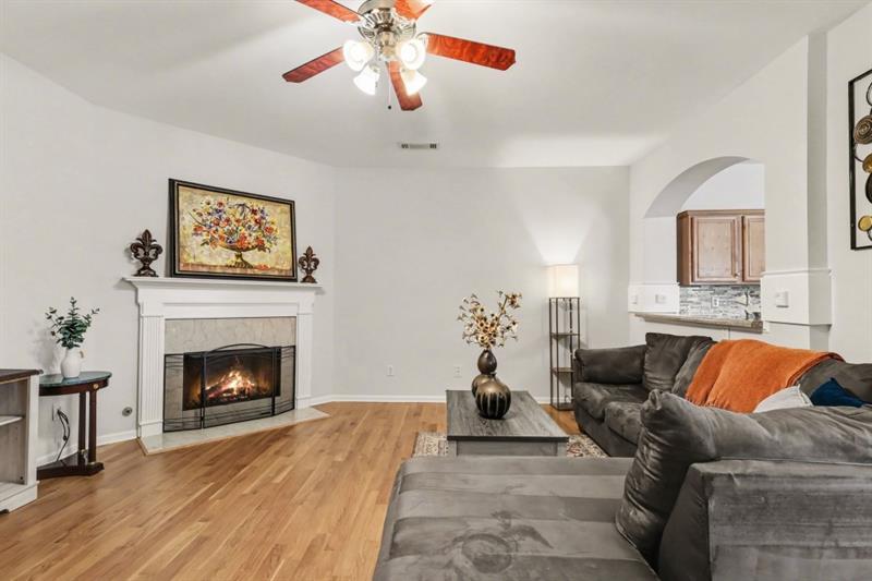 136 Meeting Place Property Photo 2
