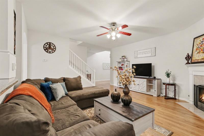 136 Meeting Place Property Photo 11