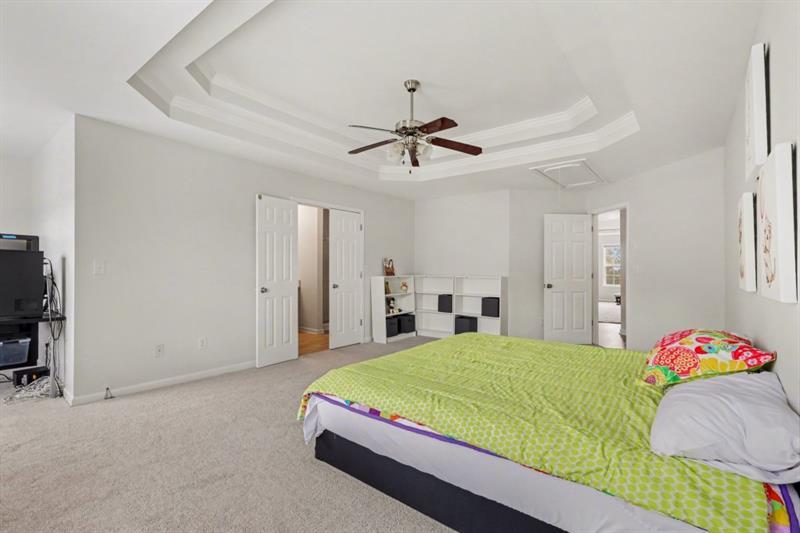 136 Meeting Place Property Photo 28