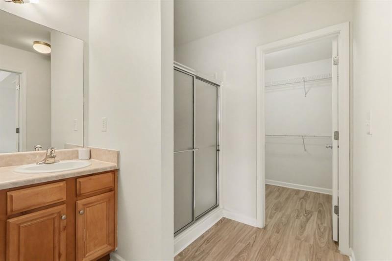 136 Meeting Place Property Photo 32