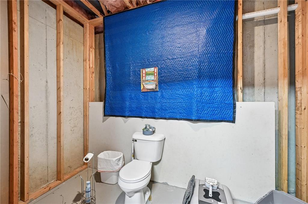 207 Overlook Court Property Photo 40