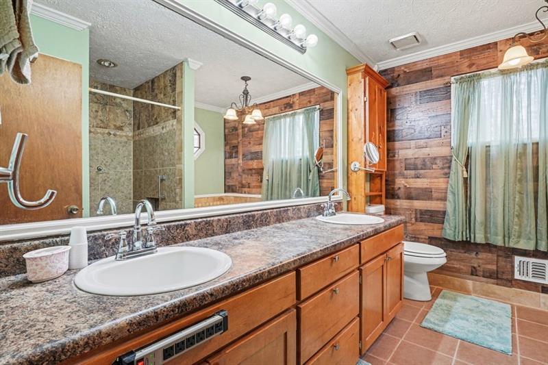 114 Copeland Property Photo 6