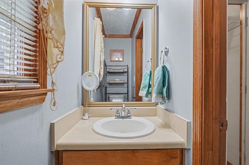 114 Copeland Property Photo 17