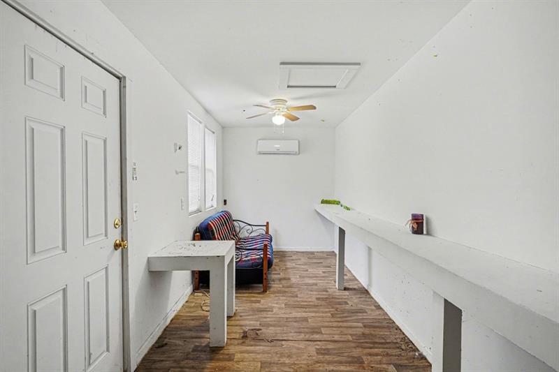 114 Copeland Property Photo 36