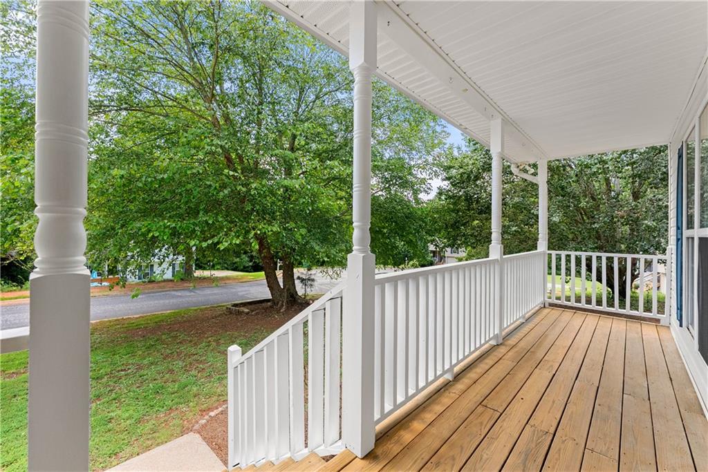 5538 Mountain View Parkway Property Photo 3