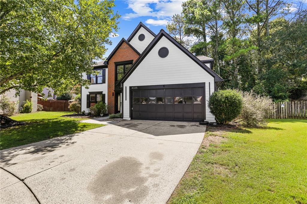 4335 Abbotts Pointe Court Property Photo 1