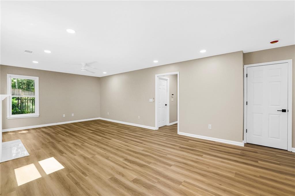4335 Abbotts Pointe Court Property Photo 5