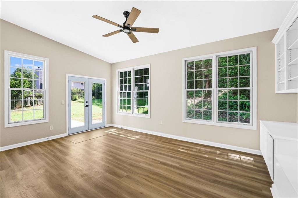 4335 Abbotts Pointe Court Property Photo 12