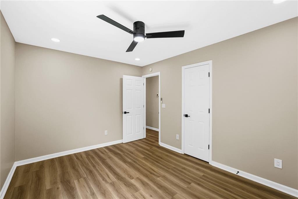 4335 Abbotts Pointe Court Property Photo 14