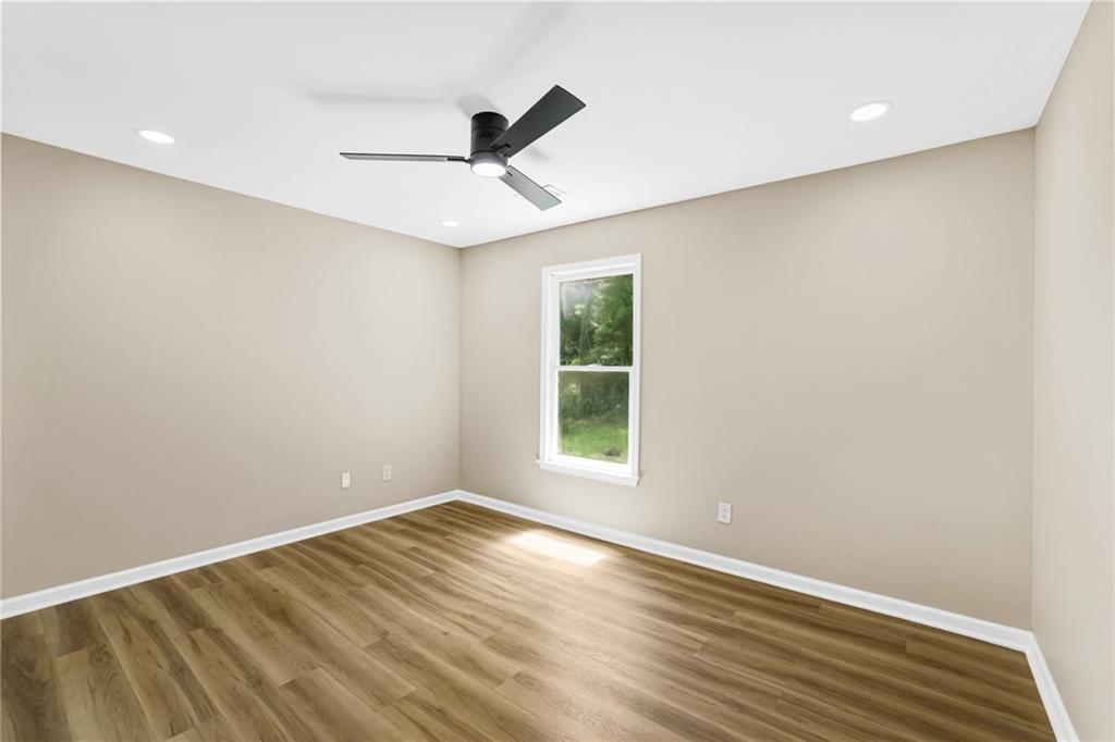4335 Abbotts Pointe Court Property Photo 15