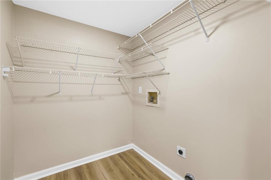 4335 Abbotts Pointe Court Property Photo 22