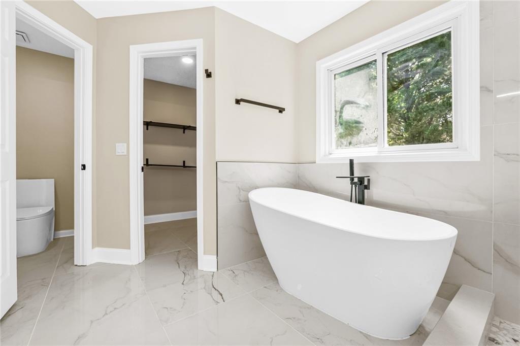4335 Abbotts Pointe Court Property Photo 27