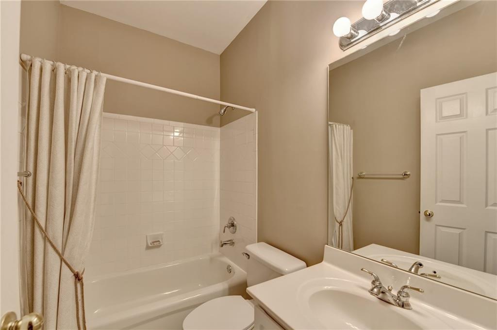 355 Laurel Oak Drive Property Photo 23