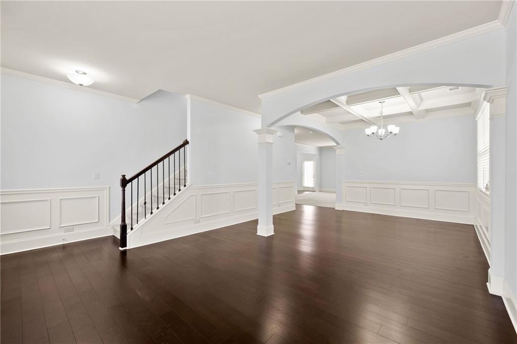 3845 Alden Place Property Photo 4