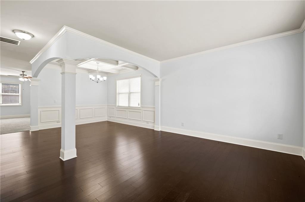 3845 Alden Place Property Photo 5