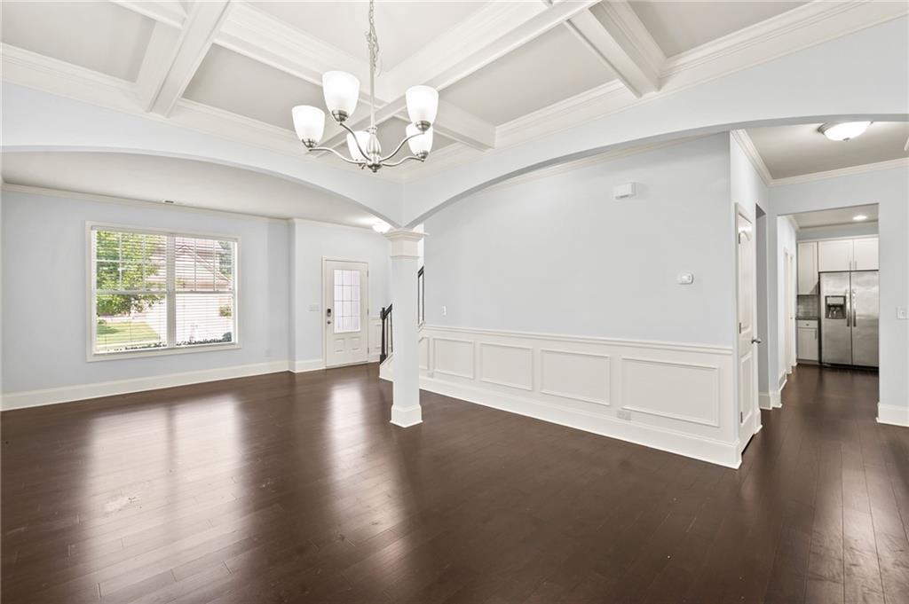 3845 Alden Place Property Photo 6