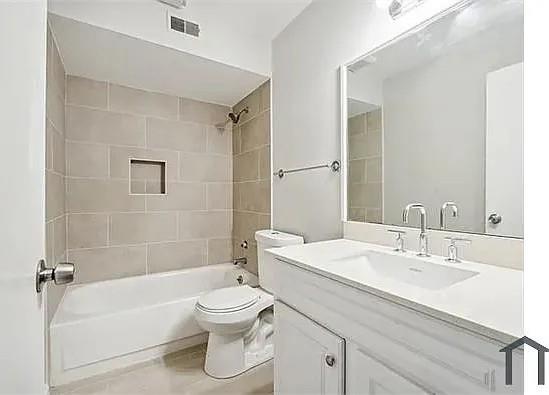 2920 Parc Lorraine Property Photo 9