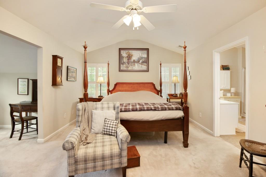 119 Lake Reserve Way Property Photo 32