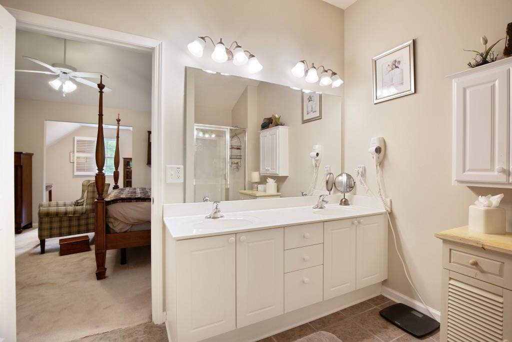 119 Lake Reserve Way Property Photo 37
