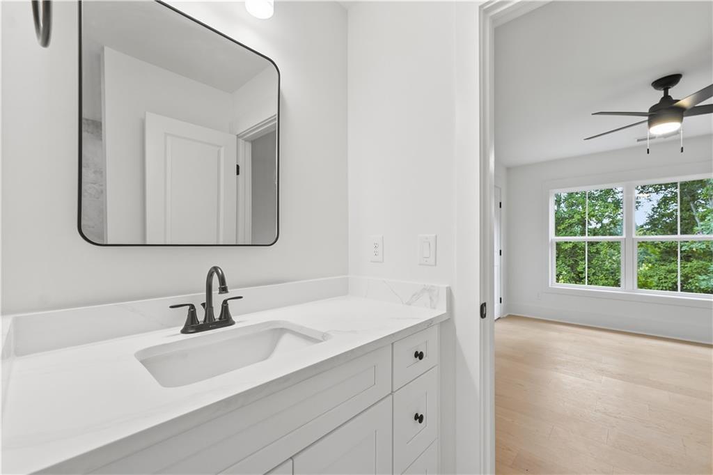 784 Sherwood Road Property Photo 29