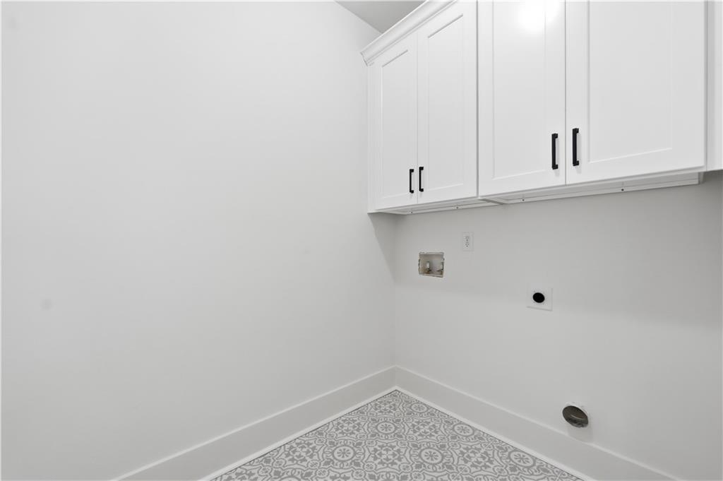 784 Sherwood Road Property Photo 31