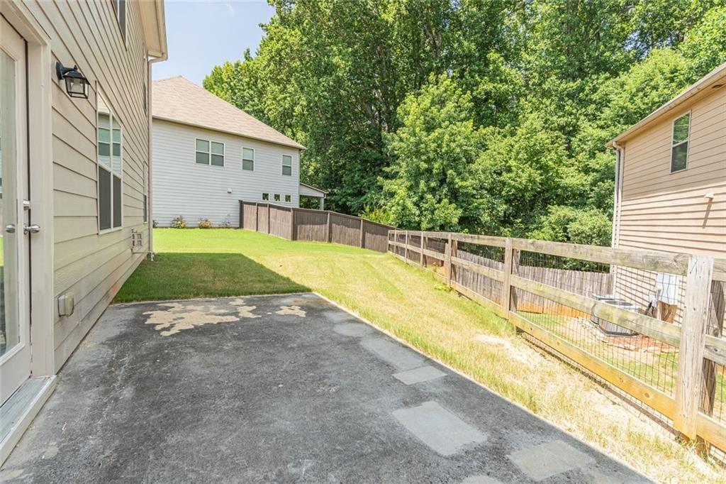 4769 Bogan Meadows Drive Property Photo 8
