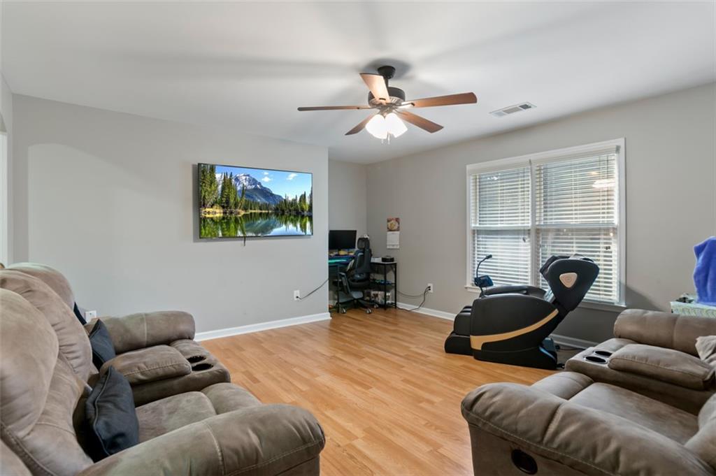 307 Tall Pines Court Property Photo 39