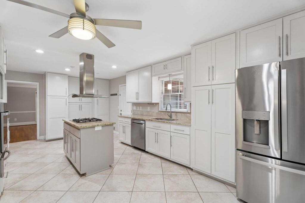 2724 Cravey Drive Property Photo 21