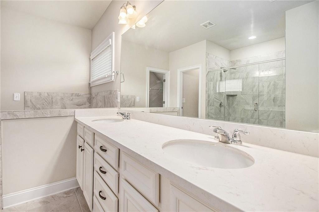 283 Hickory Pointe Drive Property Photo 24