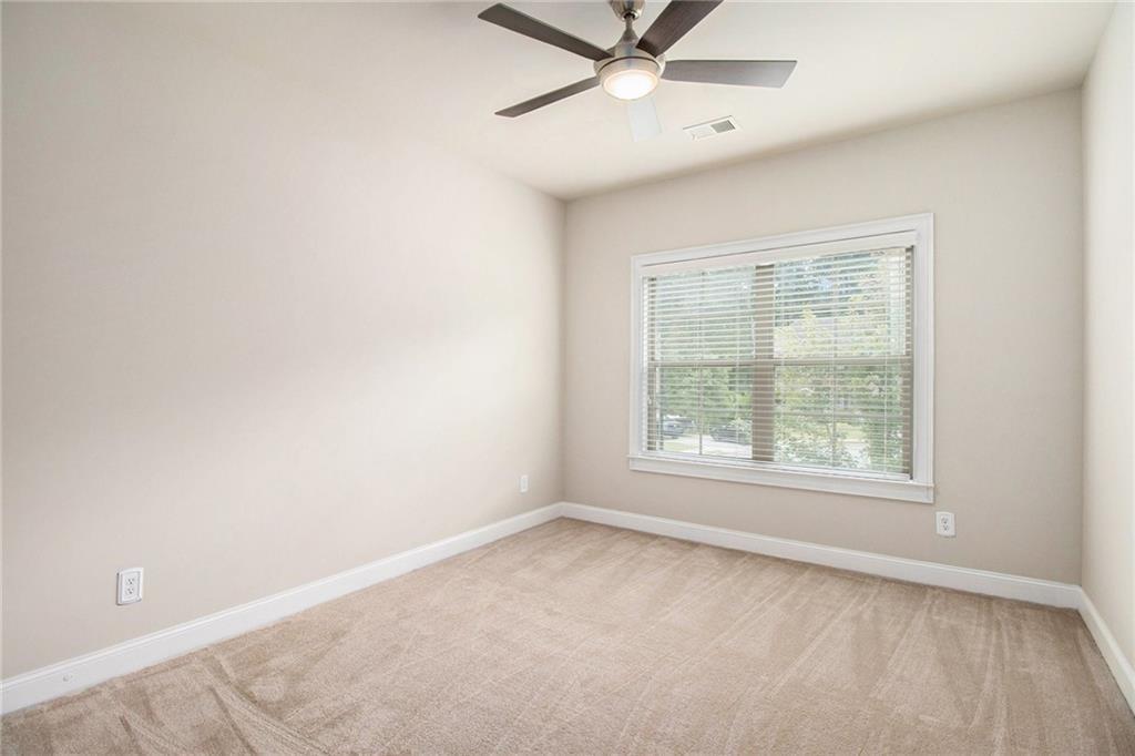 283 Hickory Pointe Drive Property Photo 27