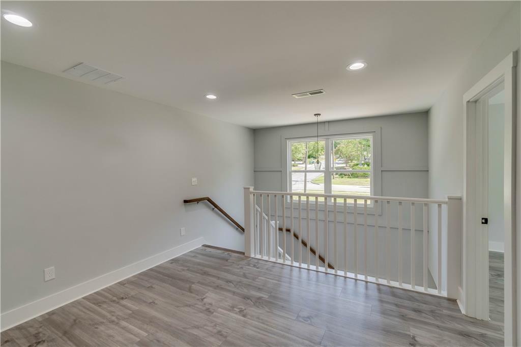 2389 Highpoint Road Property Photo 17