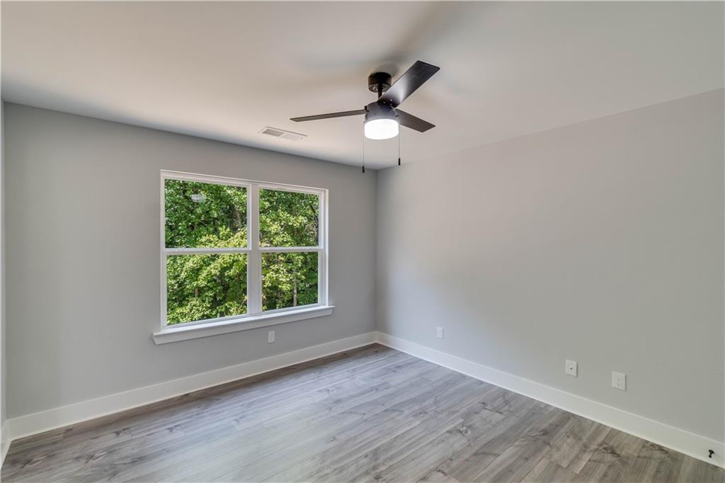 2389 Highpoint Road Property Photo 18