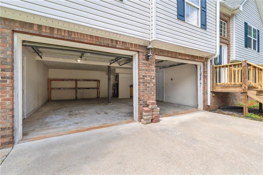 4718 Middleboro Lane Property Photo 4