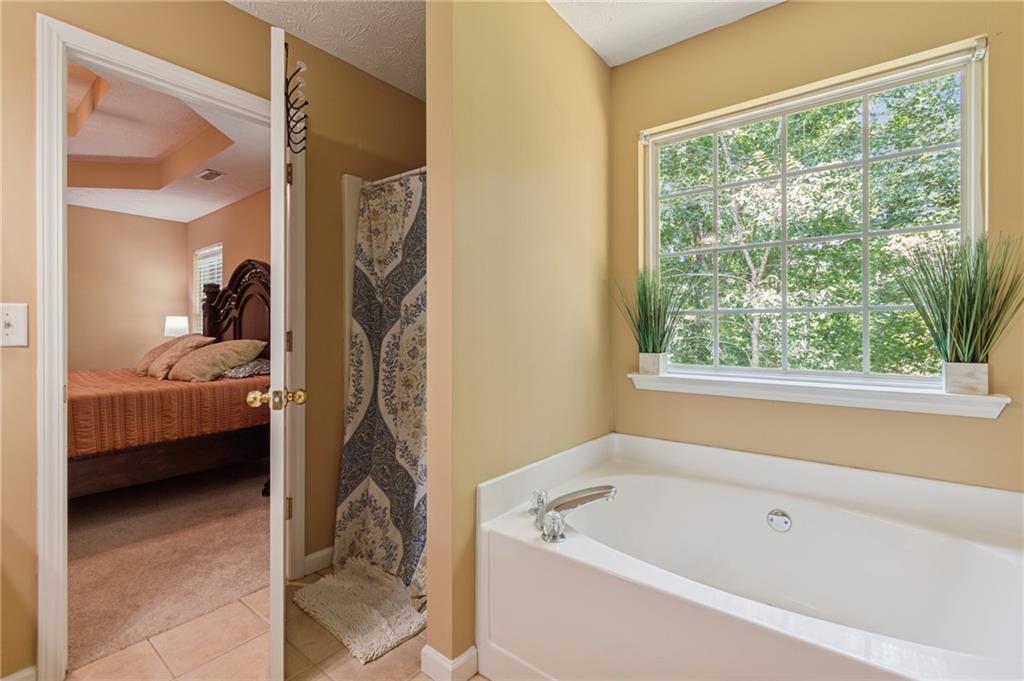 4718 Middleboro Lane Property Photo 23