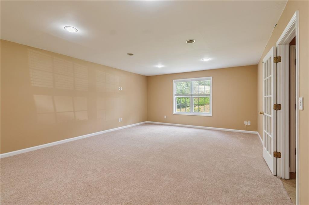 4718 Middleboro Lane Property Photo 31