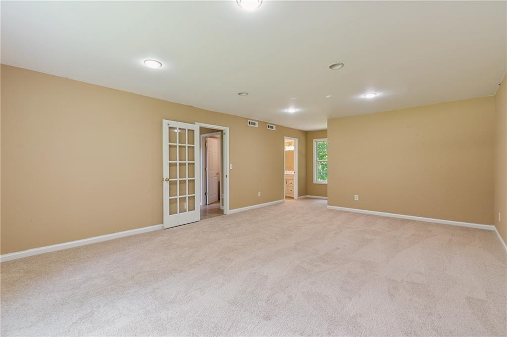 4718 Middleboro Lane Property Photo 32